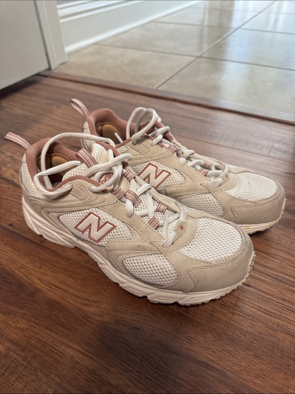 New Balance Women’s Cream and Pink Athletic Sneakers
